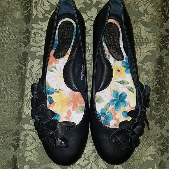 Born Shoes - 👸SALE👸 BORN Flower Ballet Flats